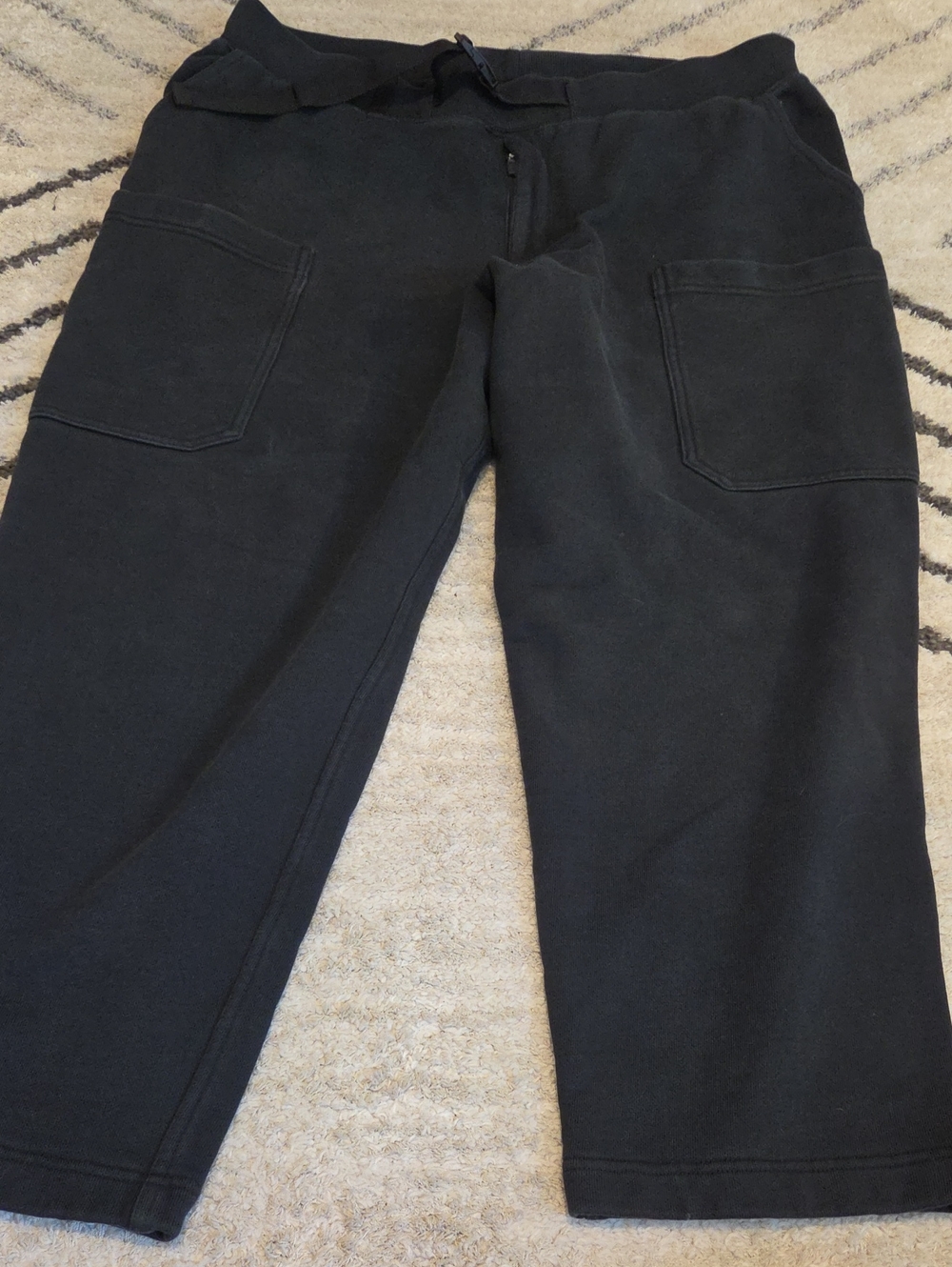 Duluth Trading Co Black Drawstring Cargo Joggers
